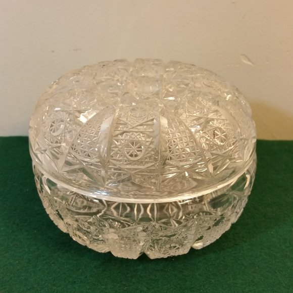 Vintage Cut Clear Crystal Glass Candy Dish Bowl With Lid - Picture 1 of 12